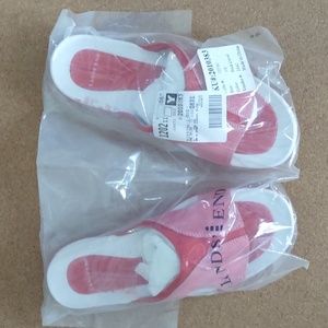 Lands' End women's sport casual slide size 9B in pink coral